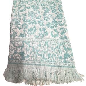 Vintage Cannon Family Sculpted Floral Bath Fringe Bath Towel 38 x‎ 25
